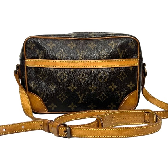 SOLD! Louis Vuitton Trocadero 23 Shoulder/Crossbody Bag - Picture 3 of 16